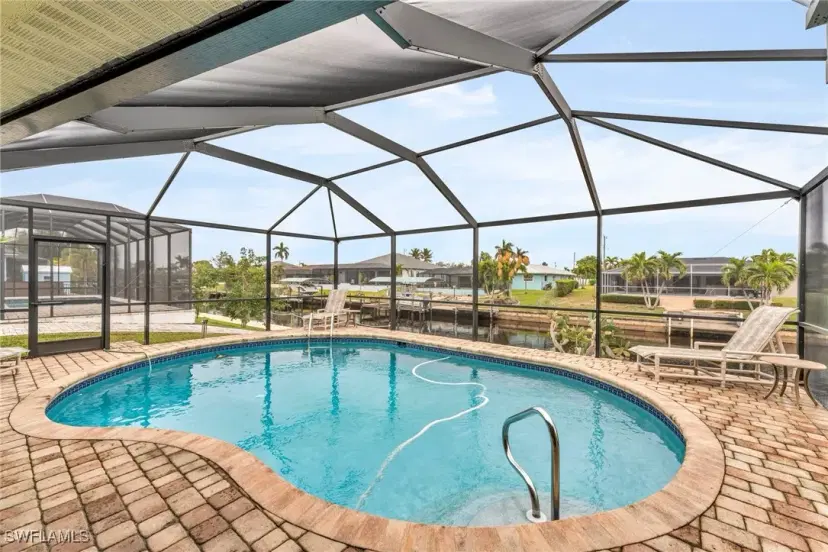 Picture of 1907 SE 10Th St, Cape Coral FL 33990