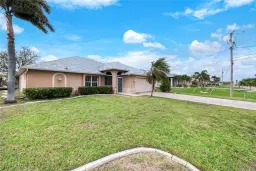 Picture of 142 SW 34Th Pl, Cape Coral, FL 33991