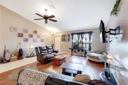 Picture of 142 SW 34Th Pl, Cape Coral, FL 33991