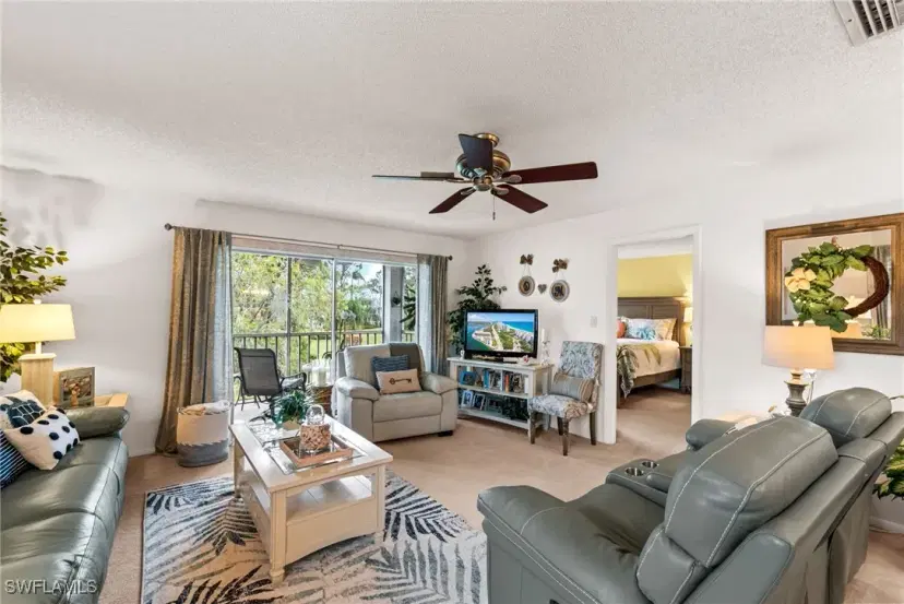 Picture of 7050 Nantucket Cir 8, North Fort Myers FL 33917