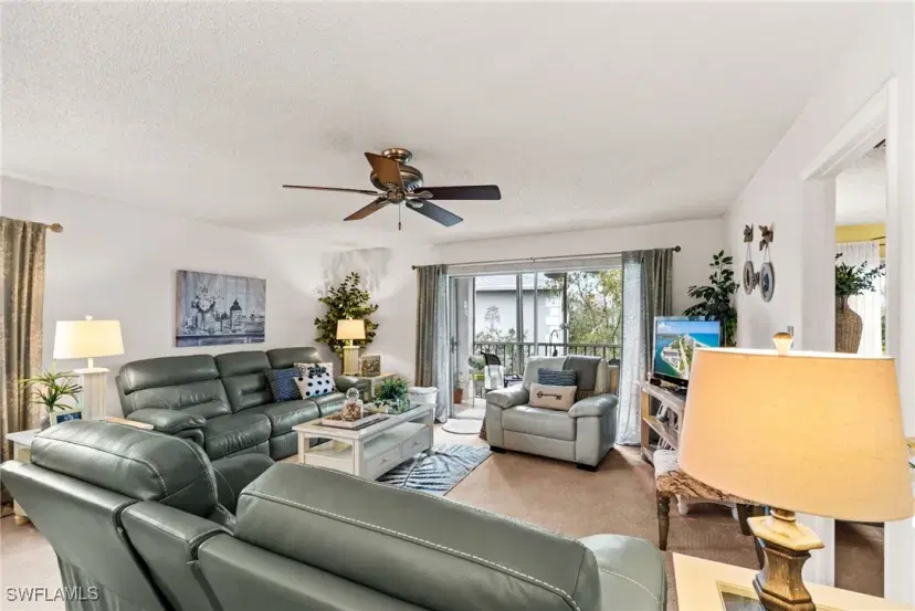 Picture of 7050 Nantucket Cir 8, North Fort Myers FL 33917