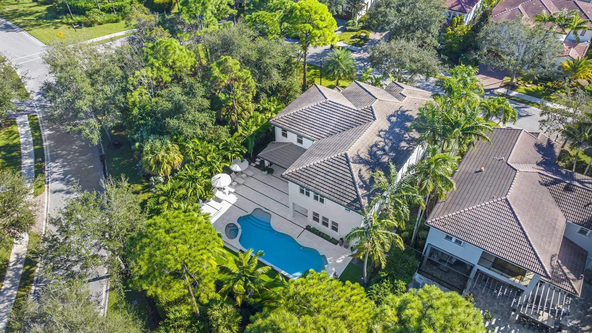 Picture of 905 Mill Creek Drive, Palm Beach Gardens, FL 33410