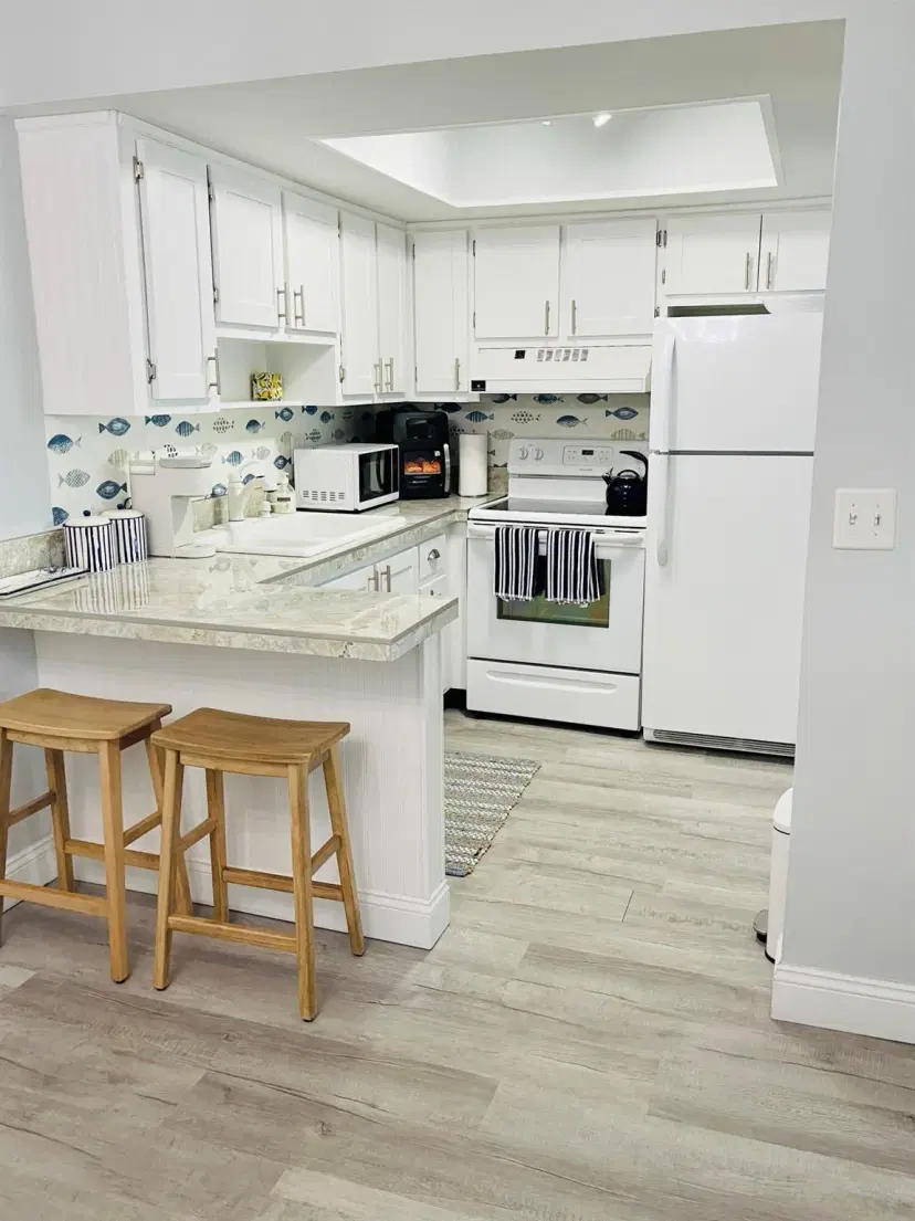 Picture of 2929 SE Ocean Boulevard J8, Stuart FL 34996