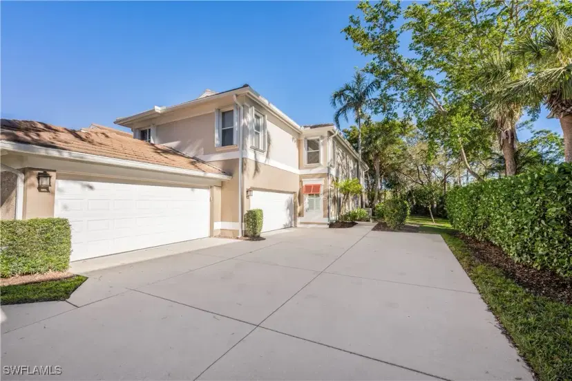 Picture of 873 Carrick Bend Cir 102, Naples FL 34110