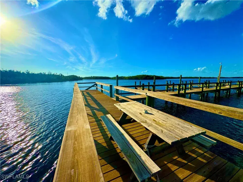 Picture of 500 Woodstork Ln, Punta Gorda, FL 33982