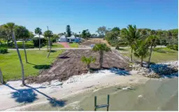 Picture of 1033 S Indian River Drive, Fort Pierce, FL 34950