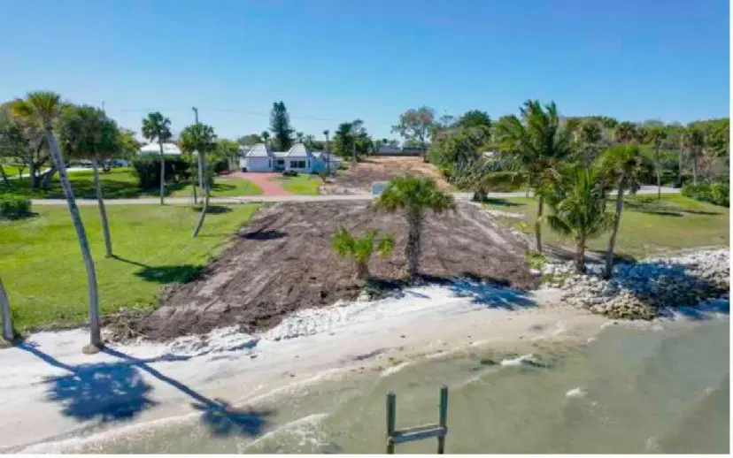 Picture of 1033 S Indian River Drive, Fort Pierce FL 34950