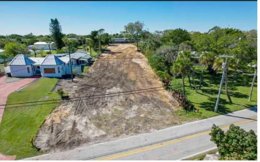 Picture of 1033 S Indian River Drive, Fort Pierce FL 34950