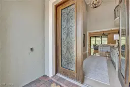Picture of 12766 Dundee Ln, Naples, FL 34120