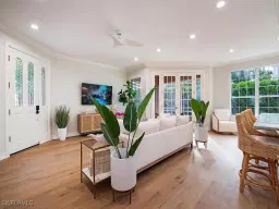 Picture of 149 Colonade Cir 801, Naples, FL 34103