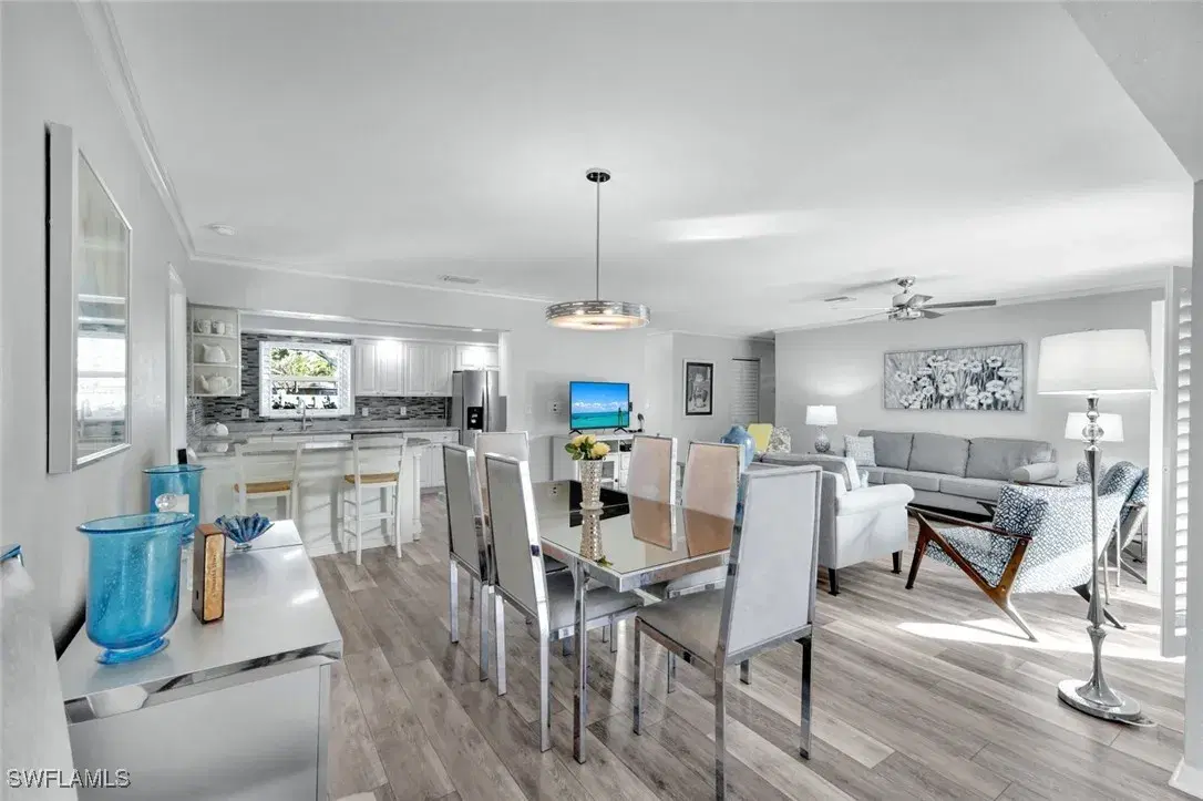 Picture of 4263 Island Cir D, Fort Myers, FL 33919