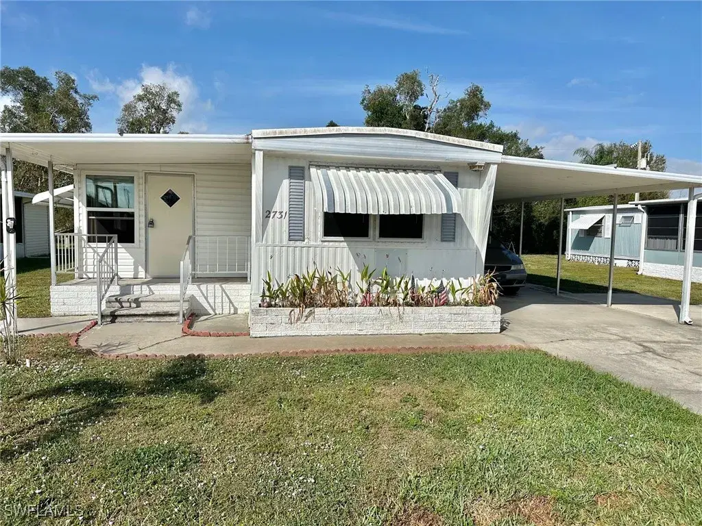 Picture of 2731 Breezewood Dr, North Fort Myers, FL 33917