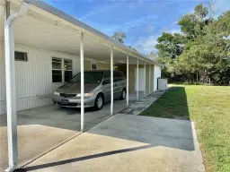 Picture of 2731 Breezewood Dr, North Fort Myers, FL 33917