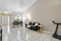 Picture of 7940 NW 10Th St 7940, Plantation, FL 33322