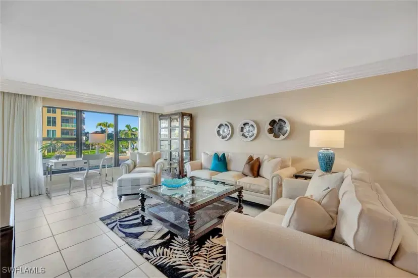 Picture of 4451 Gulf Shore Blvd N 406, Naples FL 34103