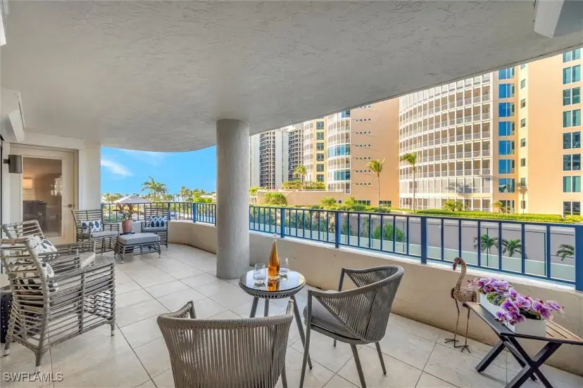 Picture of 4451 Gulf Shore Blvd N 406, Naples FL 34103