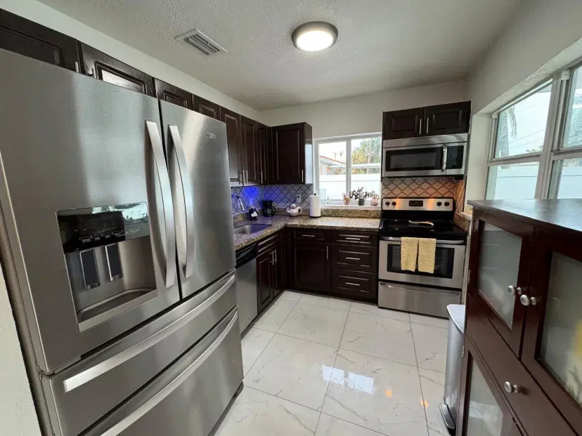 Picture of 411 NW 52Nd Ct, Fort Lauderdale FL 33309