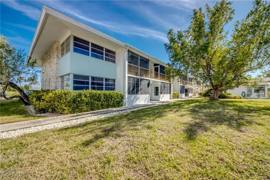 Picture of 4202 SE 4Th Pl 1, Cape Coral, FL 33904