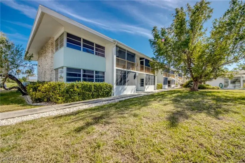 Picture of 4202 SE 4Th Pl 1, Cape Coral FL 33904