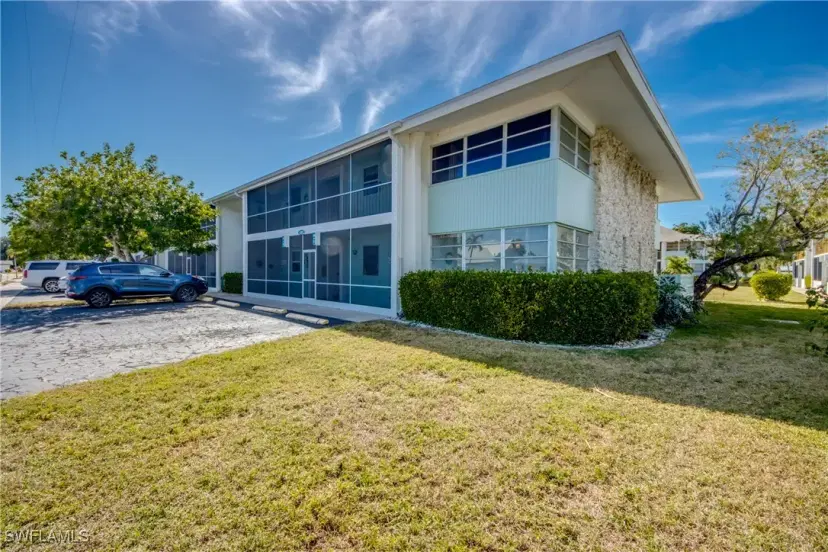 Picture of 4202 SE 4Th Pl 1, Cape Coral FL 33904