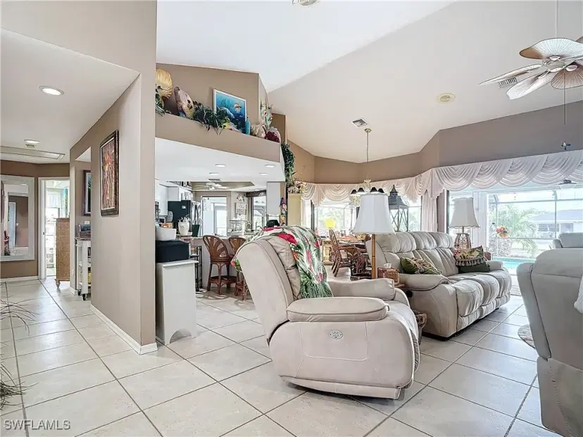 Picture of 106 SE 42Nd St, Cape Coral FL 33904