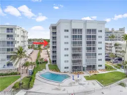 Picture of 1919 Gulf Shore Blvd N 503, Naples, FL 34102