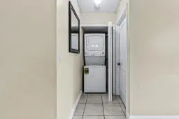 Picture of 7891 Willow Spring Drive 1013, Lake Worth, FL 33467
