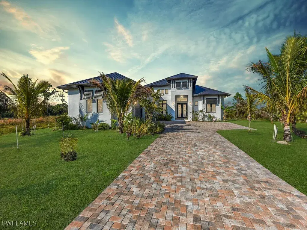 Picture of 4160 River Grove Ln, Fort Myers, FL 33905