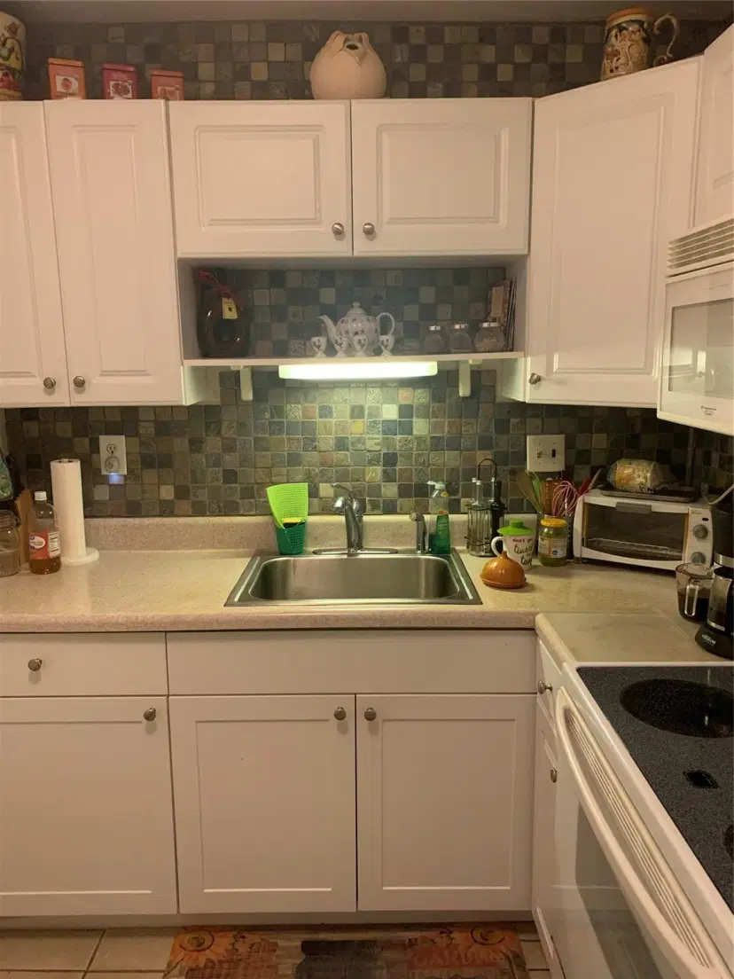 Picture of 3020 NE 16Th Ave 105, Oakland Park FL 33334