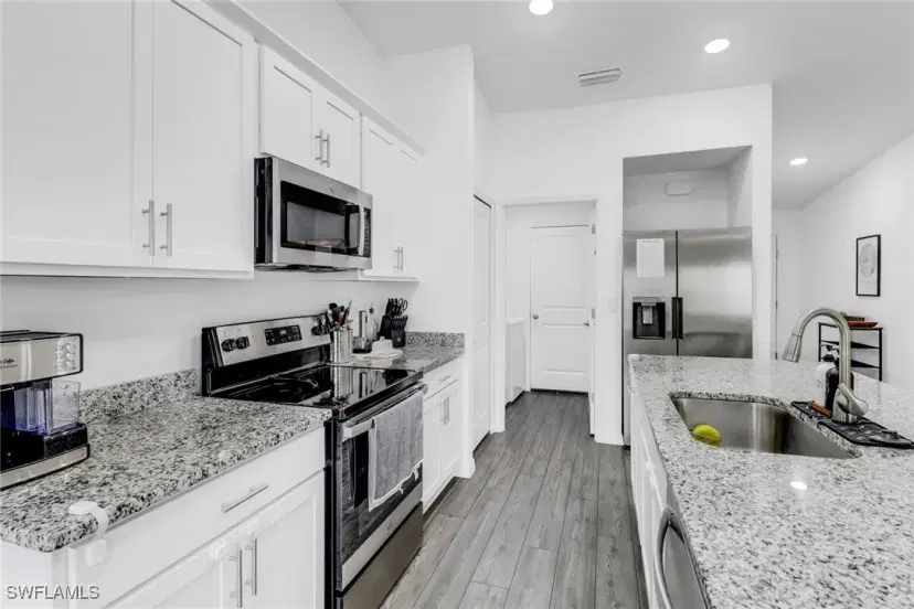 Picture of 1723 NW 12Th Ave, Cape Coral FL 33993