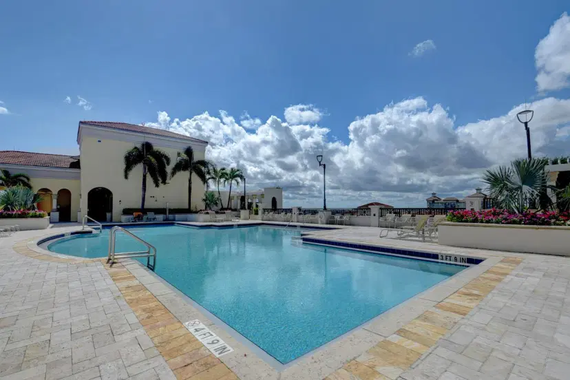 Picture of 801 S Olive Avenue 1119, West Palm Beach FL 33401