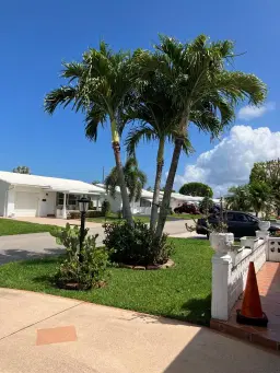 Picture of 113 SW 8Th Court, Boynton Beach, FL 33426