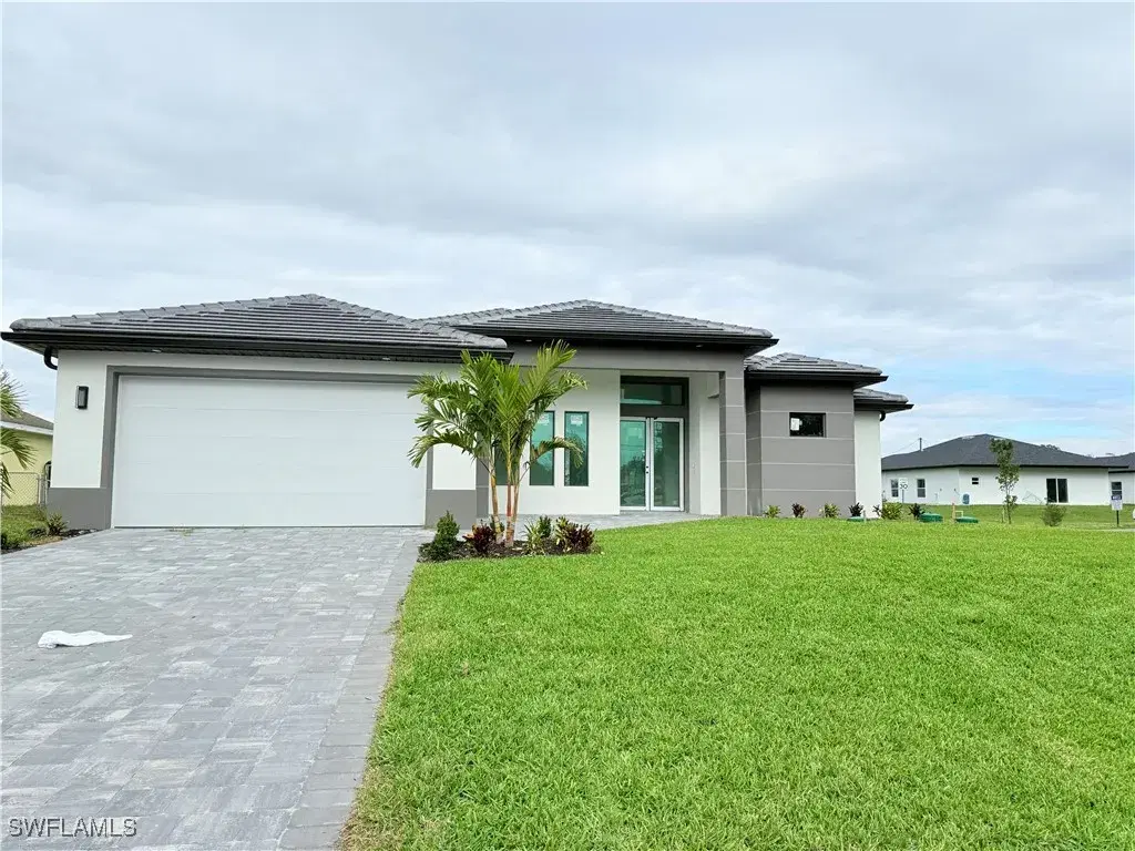 Picture of 3000 5Th St W, Lehigh Acres, FL 33971