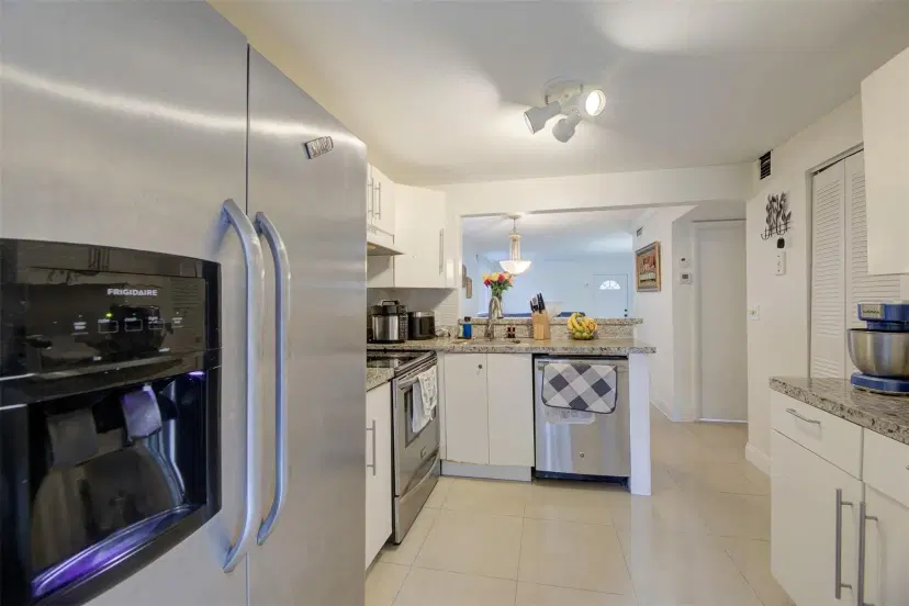 Picture of 3777 NW 78Th Ave 10D, Hollywood FL 33024