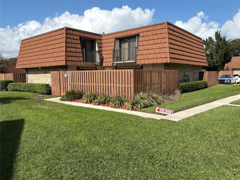 Picture of 4087 Forest Hill Dr 216, Hollywood FL 33026
