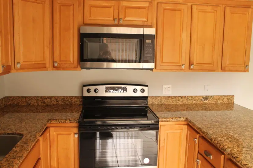 Picture of 4087 Forest Hill Dr 216, Hollywood FL 33026