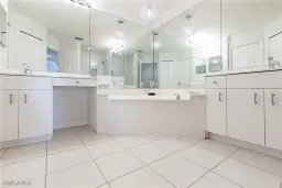 Picture of 8451 Southbridge Dr 3, Estero, FL 33967