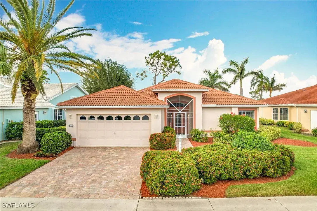 Picture of 2151 Rio Nuevo Dr, North Fort Myers, FL 33917