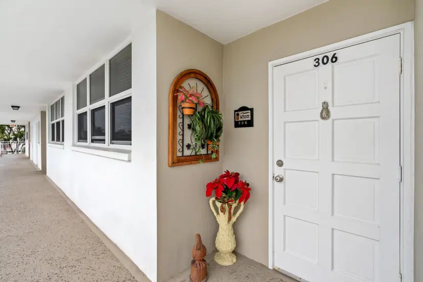 Picture of 2809 Florida Boulevard 306, Delray Beach FL 33483
