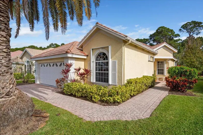 Picture of 755 SW Saint Croix Cove, Port St Lucie FL 34986