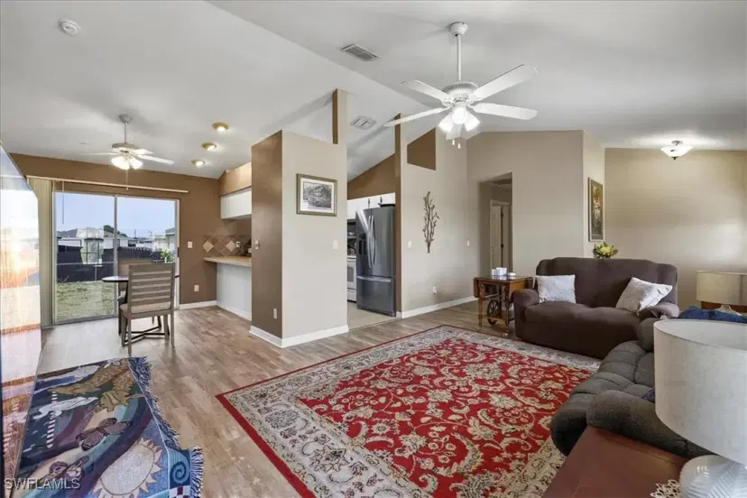 Picture of 514 NE 7Th Pl, Cape Coral FL 33909