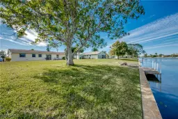 Picture of 605 SE 17Th St, Cape Coral, FL 33990