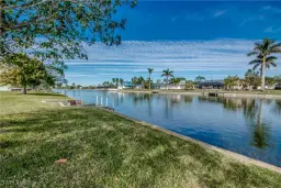 Picture of 605 SE 17Th St, Cape Coral, FL 33990