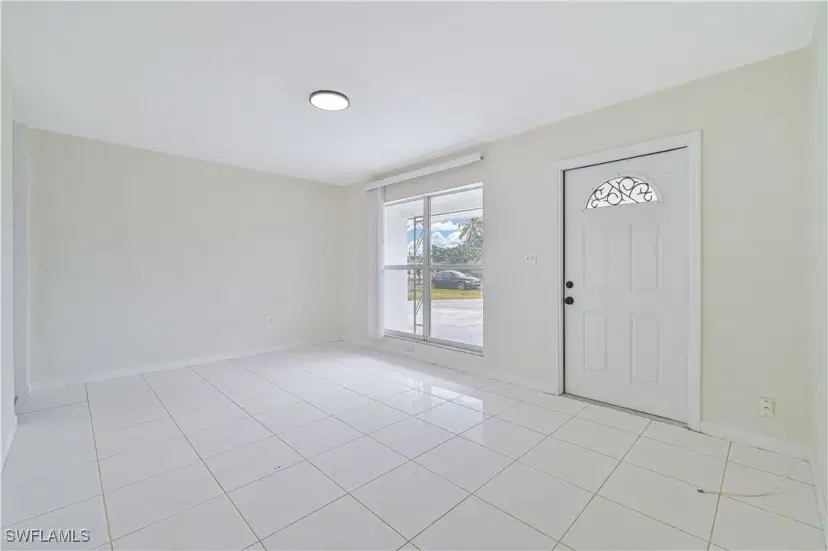 Picture of 403 Bougainvillea Rd W, Lehigh Acres FL 33936