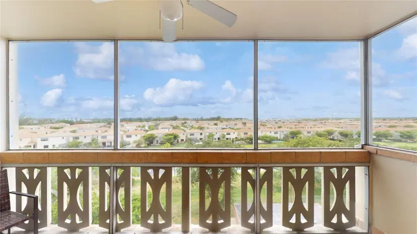 Picture of 800 NE 195Th St 608, Miami FL 33179