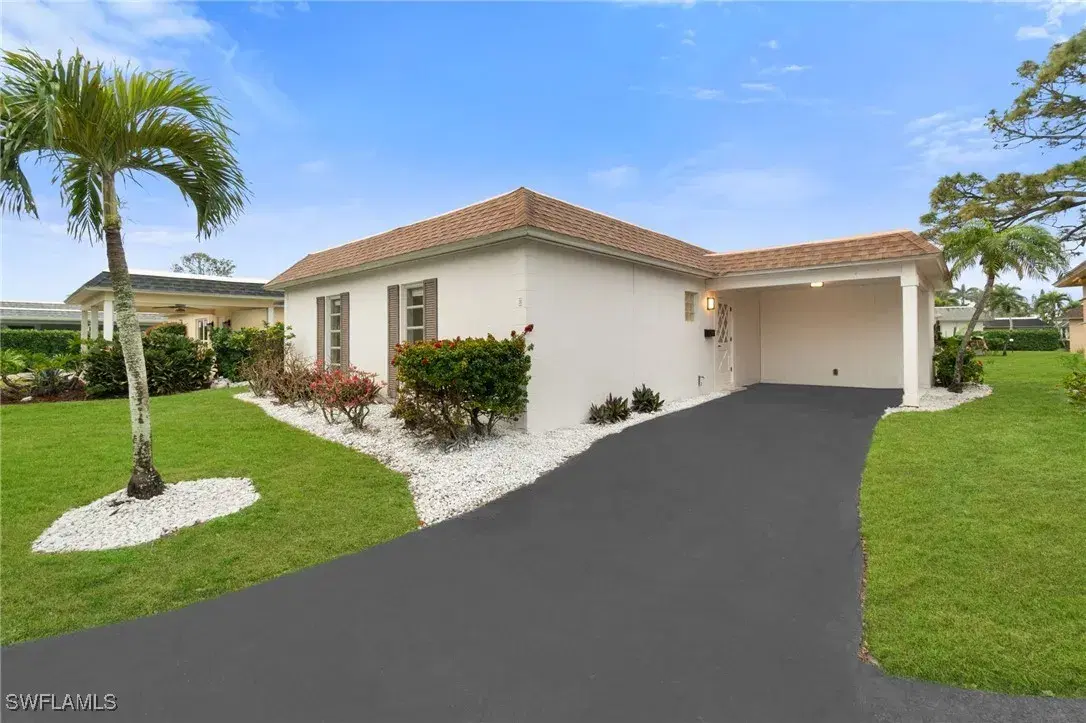 Picture of 3 Kings Rd A7, Naples, FL 34112