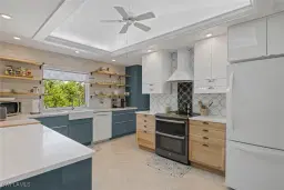Picture of 485 Peachtree Rd, Sanibel, FL 33957