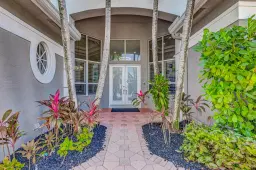Picture of 8814 Lakes Boulevard, West Palm Beach, FL 33412