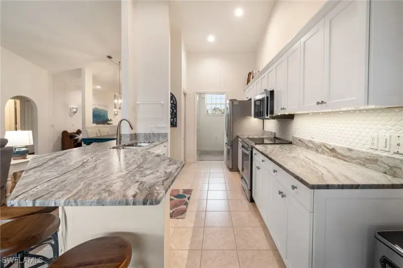 Picture of 285 Cays Dr 2308, Naples FL 34114