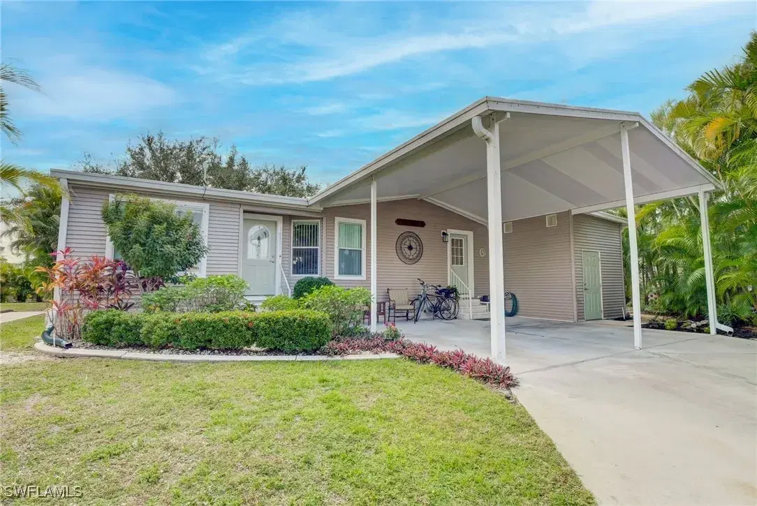 Picture of 14521 Lara Cir, North Fort Myers, FL 33917